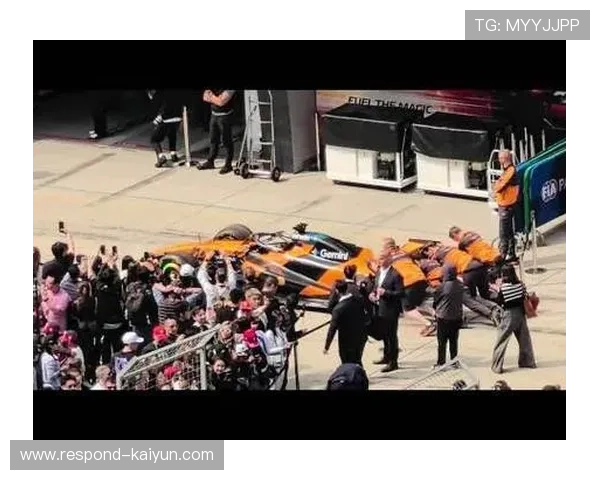 F1赛季精彩回顾：车手们的速度与激情引发全球热议