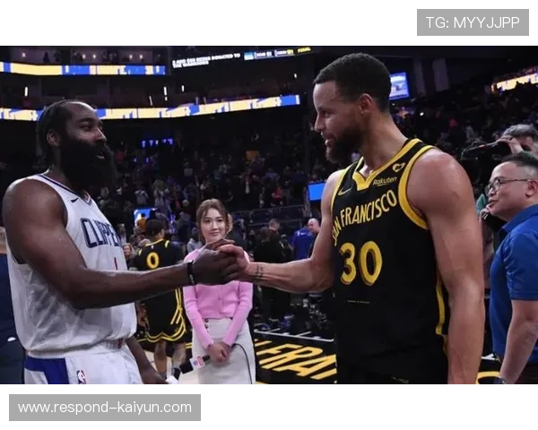 NBA季后赛席位争夺白热化多队核心爆发引发联盟格局巨变关键阶段悬念升级