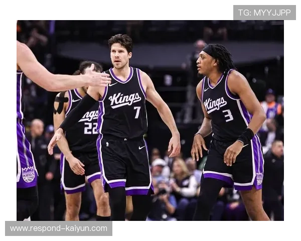 NBA赛场风云再起巨星对决引爆季后赛格局悬念全面升级冲冠形势扑朔迷离